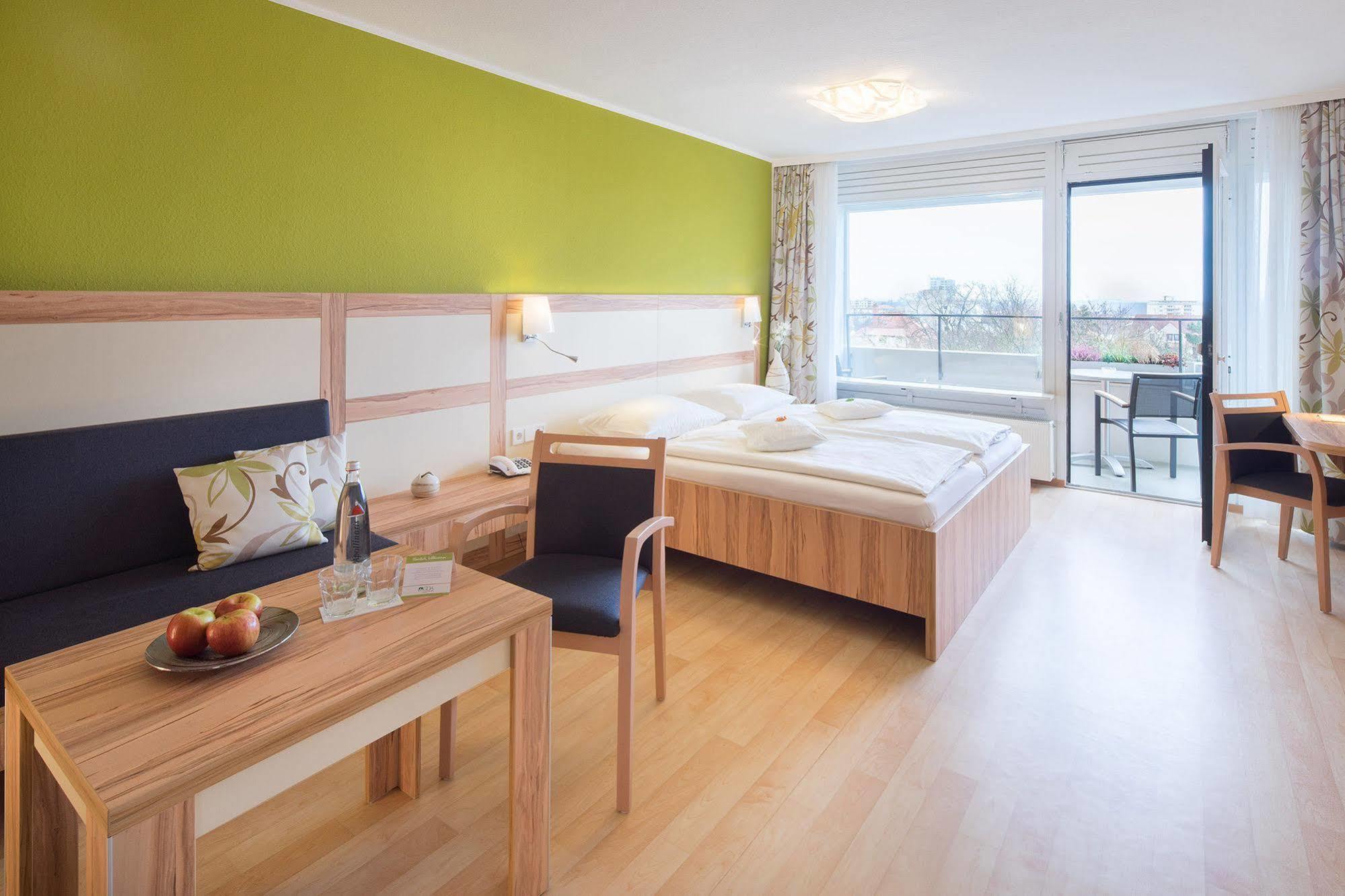 Gda Hotel Neustadt an der Weinstraße Dış mekan fotoğraf